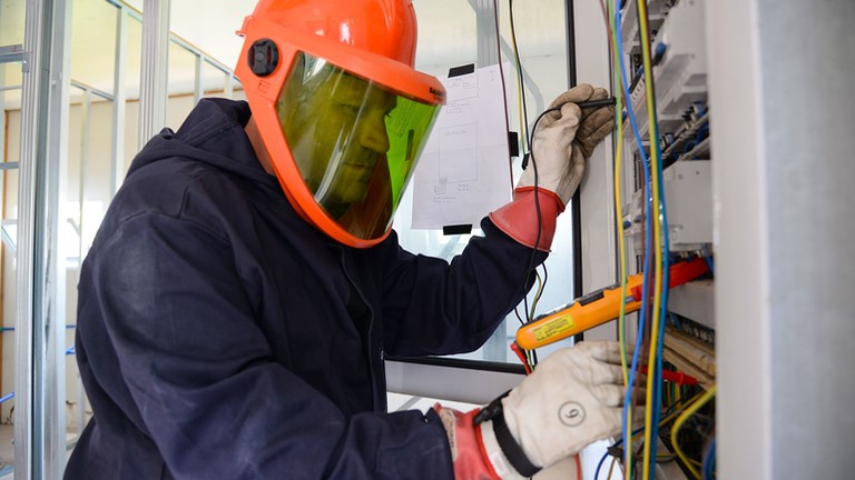 EPI adapté aux contrôles et diagnostics électrique | Habilitation_électrique