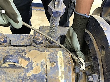 Utilisation d'un tire bourre LATTY INTERNATIONAL | Etanchéité des pompes